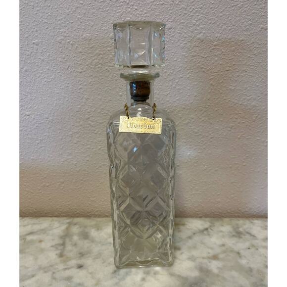 Vintage antique square Bourbon cut glass decanter - Picture 2 of 7